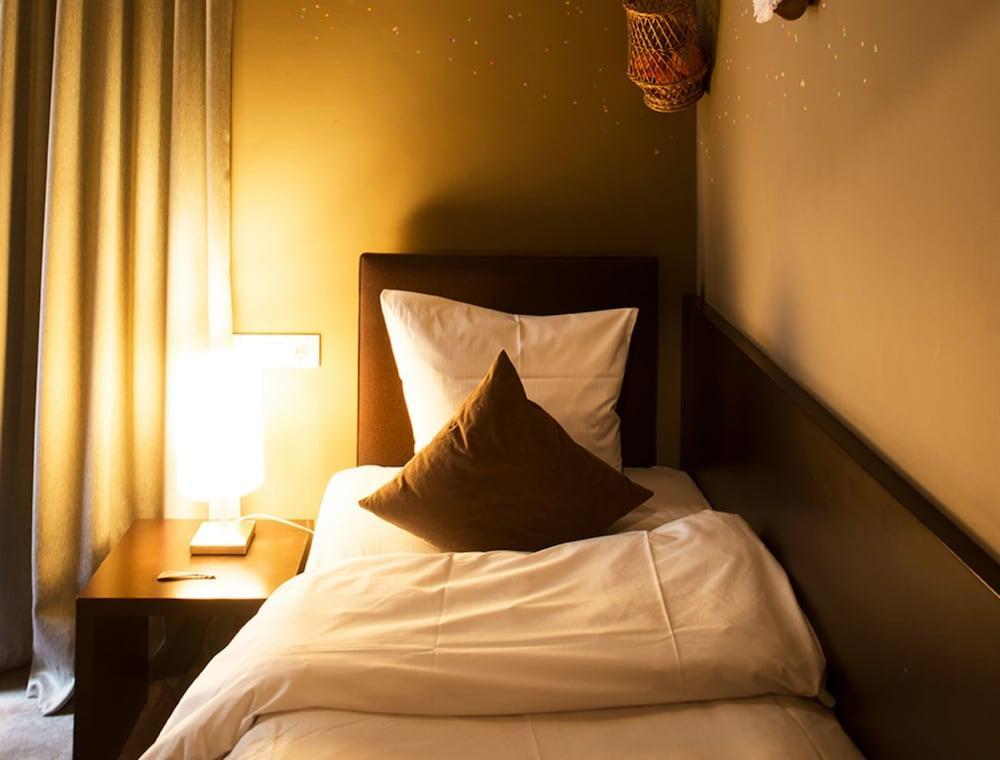 The Neufchatel 3* Saint-Gilles